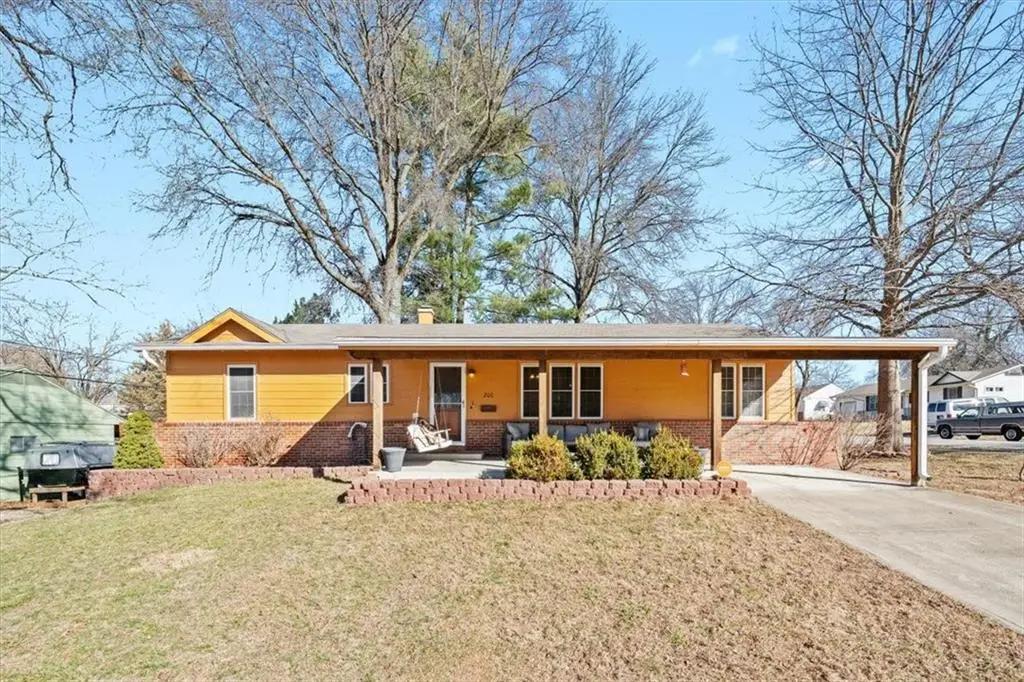 200 Park Avenue, Belton, MO 64012 - #1