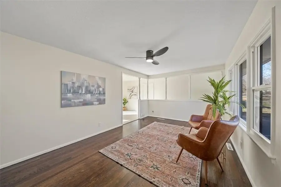 9400 Manchester Avenue, Kansas City, MO 64138 - #2