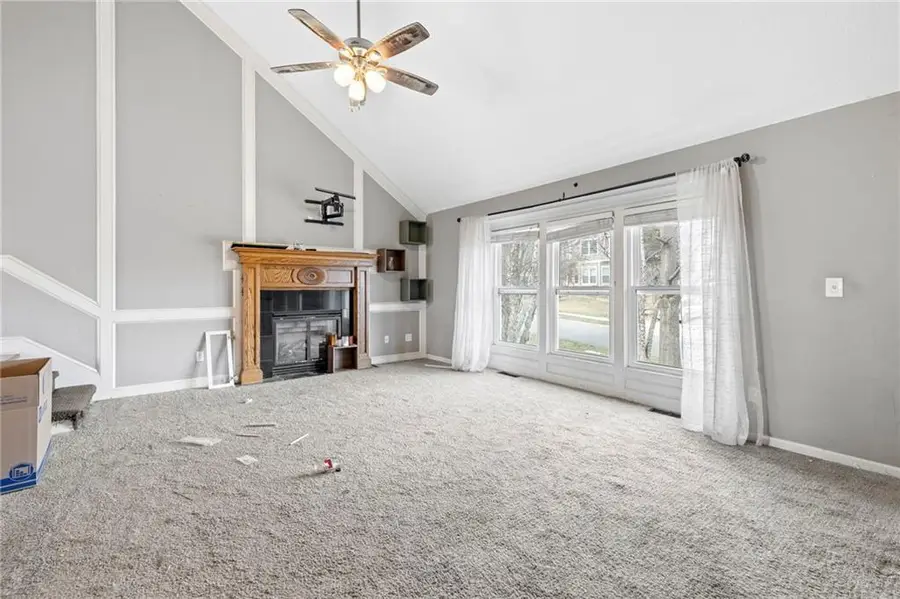 34601 W 86th Street, De Soto, KS 66018 - #3