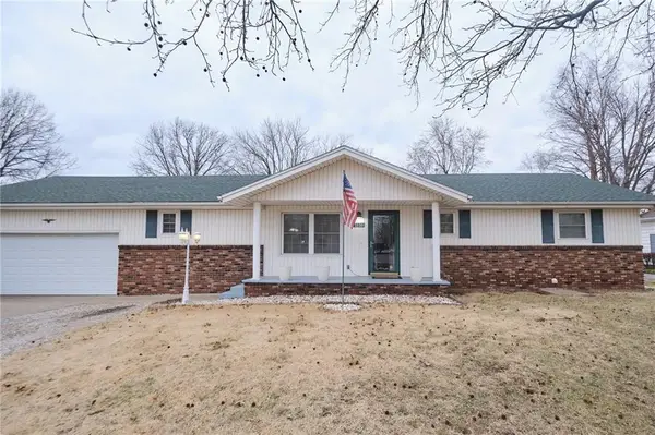 2110 W 4th Street, Pittsburg, KS 66762