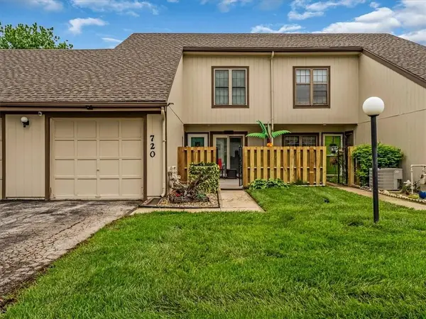 720 E 121st Street, Kansas City, MO 64146