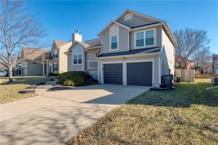 18901 W 160th Terrace, Olathe, KS 66062 - #3