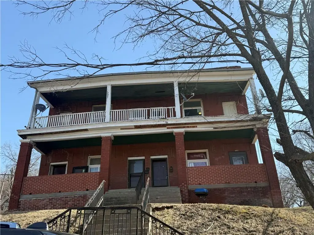 601/603 S 11th Street, Saint Joseph, MO 64501 - #1