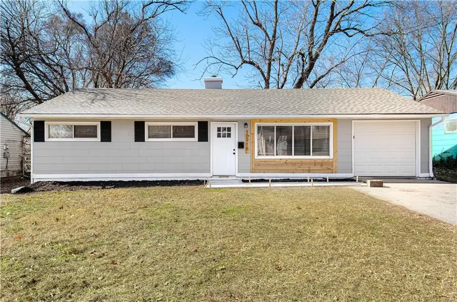 10918 Ewing Avenue, Kansas City, MO 64134 - #2