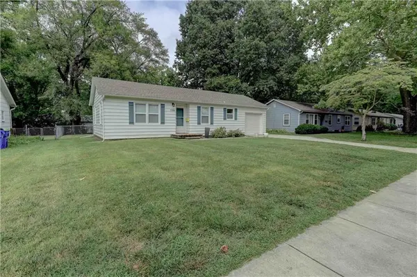 7722 W 66th Terrace, Overland Park, KS 66202