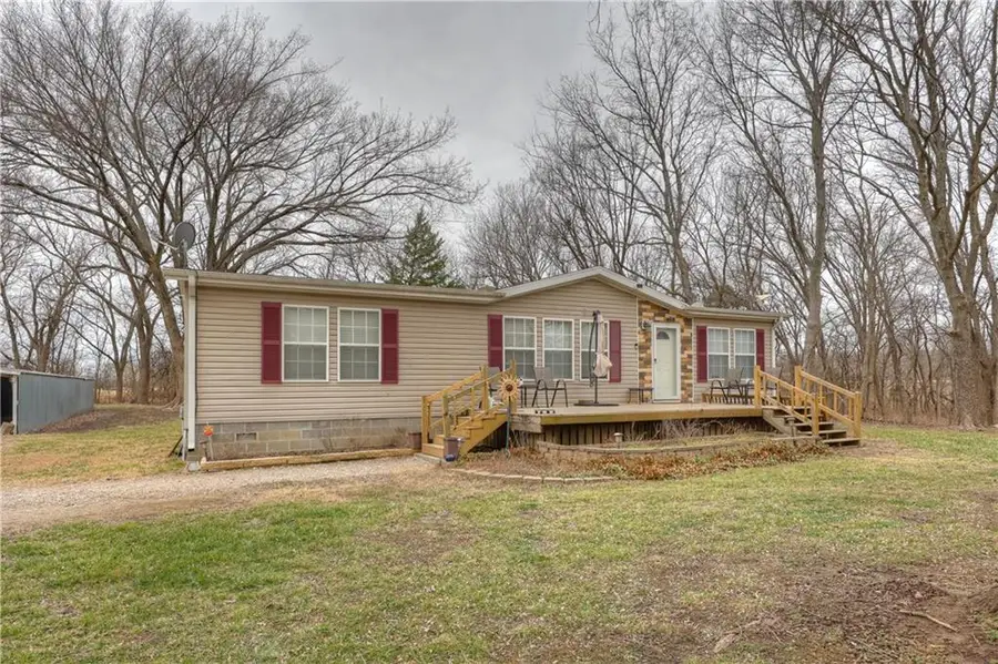 23098 Kiowa Road, Parsons, KS 67357 - #2