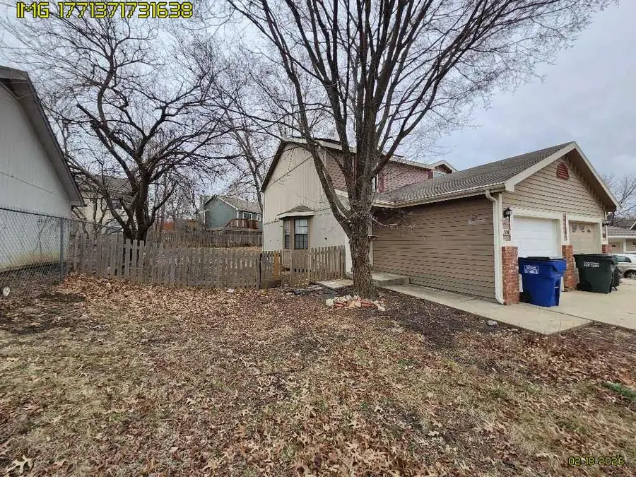 916 Christie Court, Lawrence, KS 66049 - #3