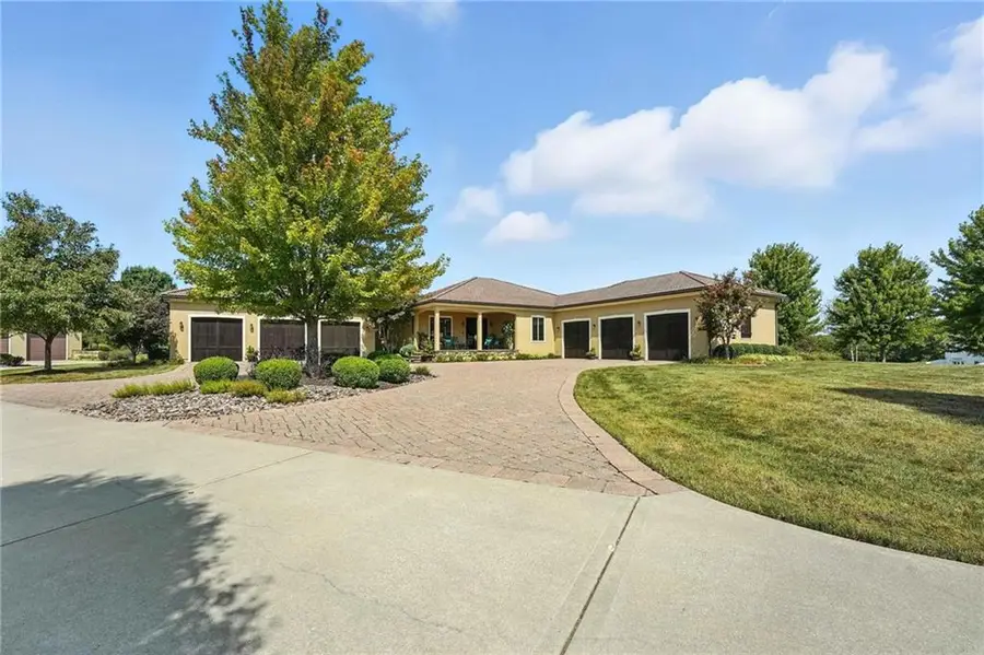 25404 Lawnwood Court, Lees Summit, MO 64064 - #2