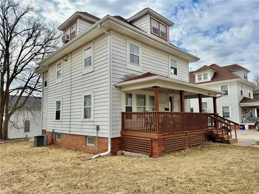 304 W 7th Street, Maryville, MO 64468 - #3