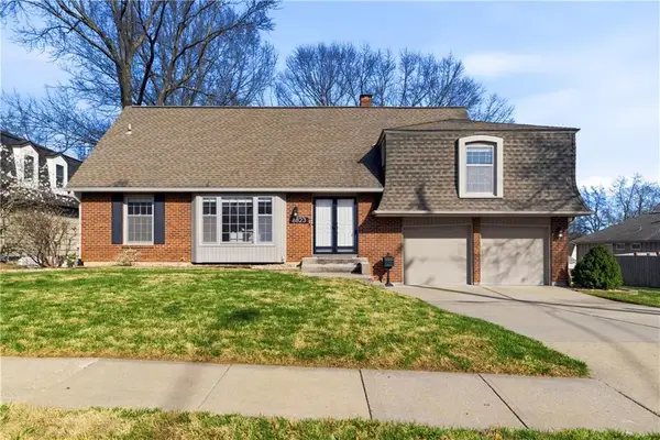 8823 Antioch Road, Overland Park, KS 66212