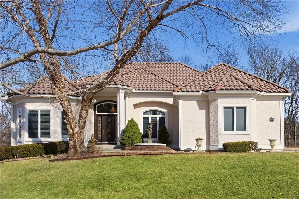 4405 N Hickory Lane, Kansas City, MO 64116 - #1