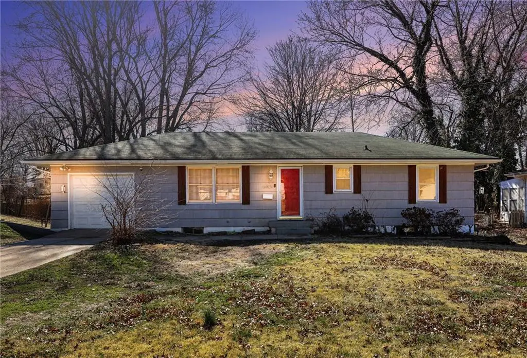 6409 E 110th Street, Kansas City, MO 64134 - #1
