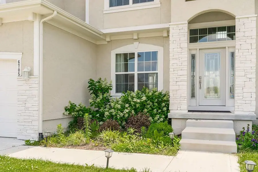 6705 NW 105th Street, Kansas City, MO 64154 - #3