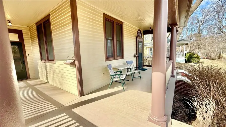 2324 Goff Avenue, Saint Joseph, MO 64506 - #3