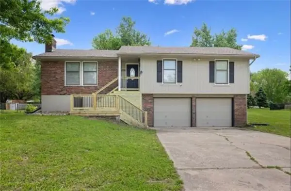 11725 Crystal Drive, Kansas City, MO 64134