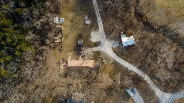 421 S 1st Street, Mound City, KS 66056