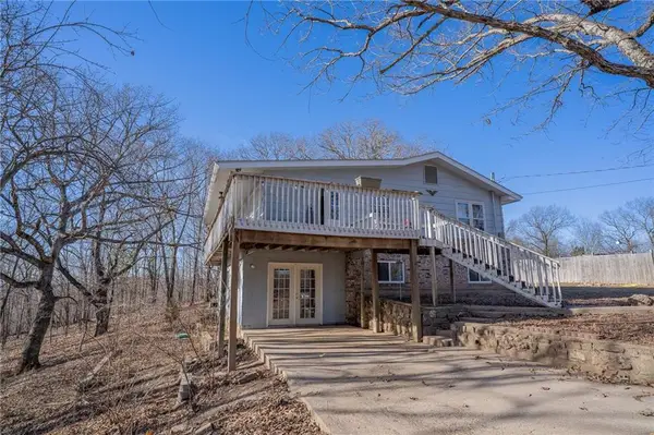 219 Indian Park Road, Sunrise Beach, MO 65079
