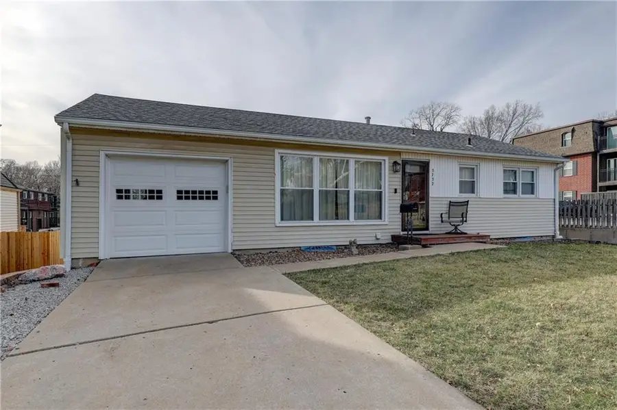 5732 Outlook Street, Mission, KS 66202 - #2