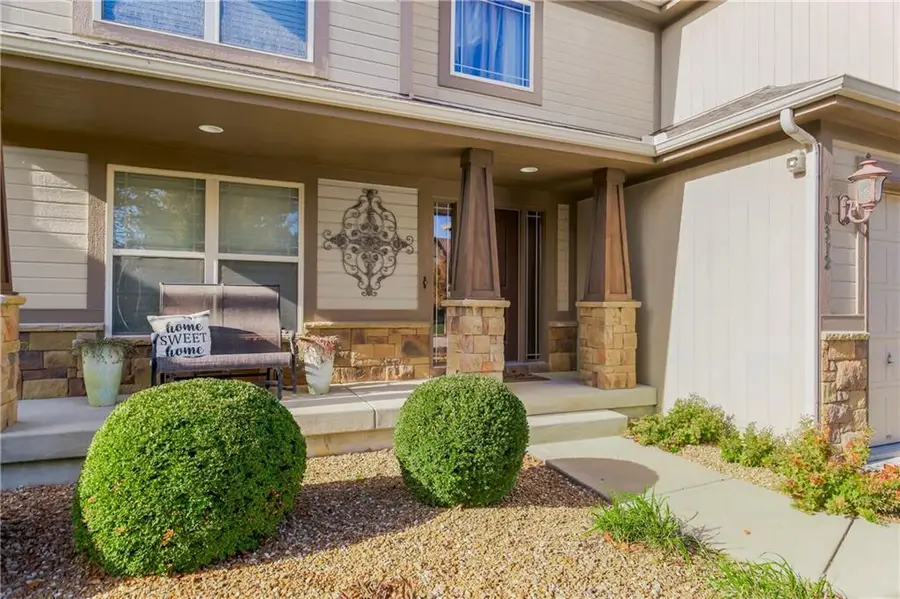 10312 N Tullis Drive, Kansas City, MO 64157 - #3