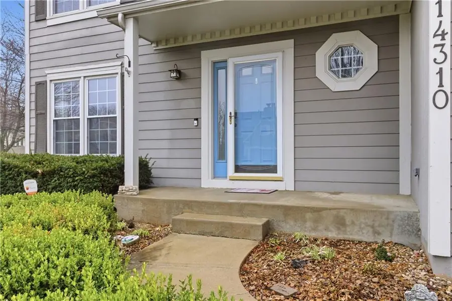 14310 S Summit Court, Olathe, KS 66062 - #3
