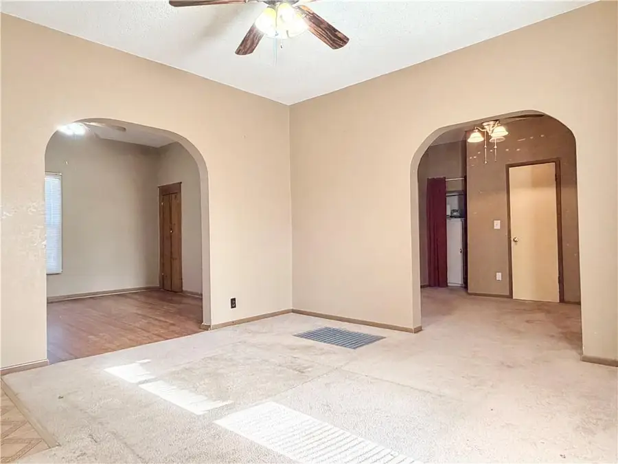 410 Washington Street, Trenton, MO 64683 - #2