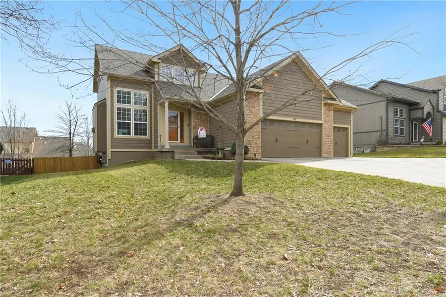 2153 W Ferrel Drive, Olathe, KS 66061 - #2