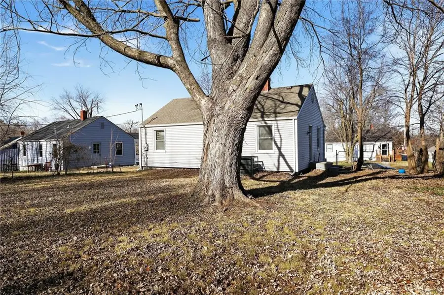 7717 Sni-a-bar Terrace, Kansas City, MO 64129 - #3