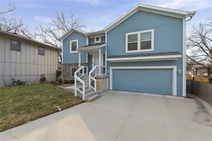 4523 NE 47th Street, Kansas City, MO 64117 - #2