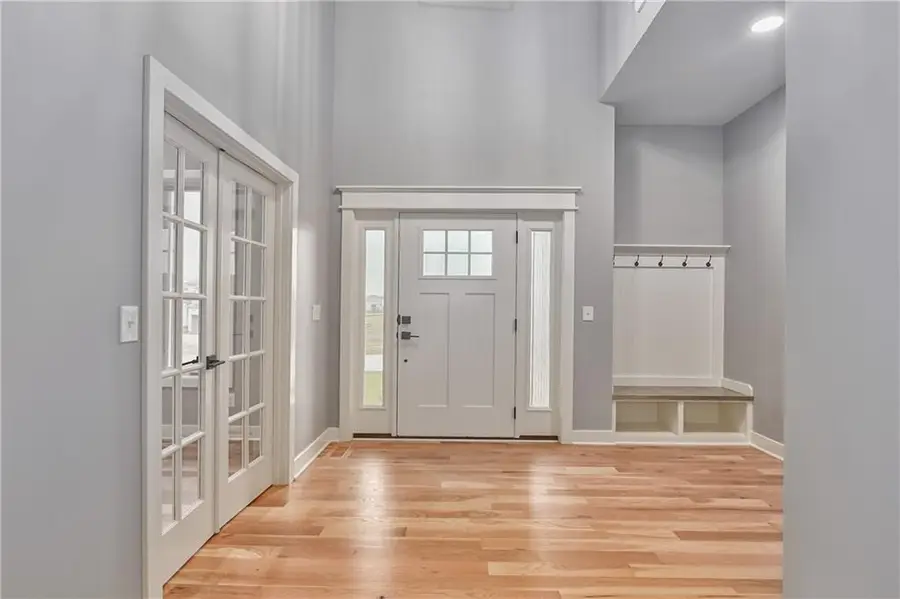 6004 Apache Drive, Shawnee, KS 66226 - #3