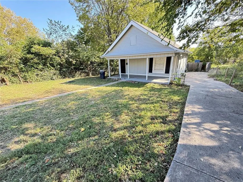 3825 E 56th Street, Kansas City, MO 64130 - #1