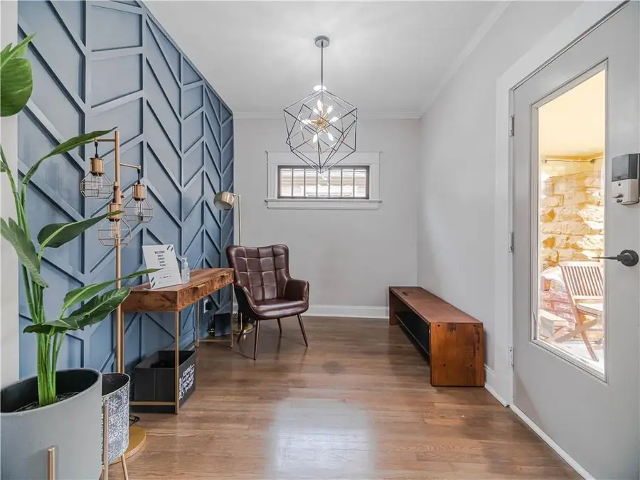 700 E 43rd Street, Kansas City, MO 64110 - #3