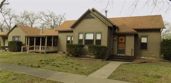 101 W Walnut Street, Rich Hill, MO 64779