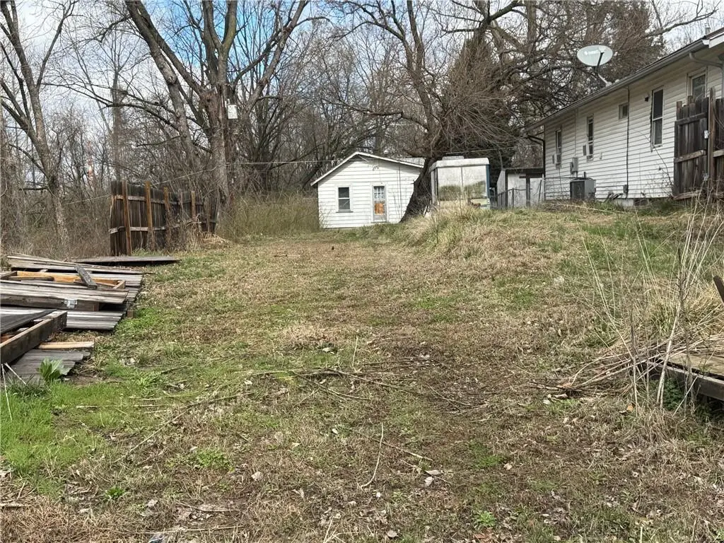 9010 E Wilson Road, Independence, MO 64053 - #1