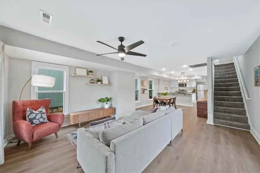 1015 W 29th Street, Kansas City, MO 64108 - #3