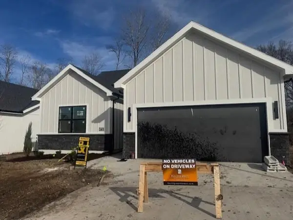 9735 N Lucerne Avenue, Kansas City, MO 64153