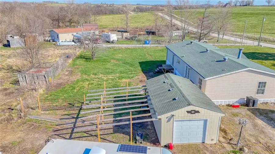 914 NE 121st Road, Warrensburg, MO 64093 - #2