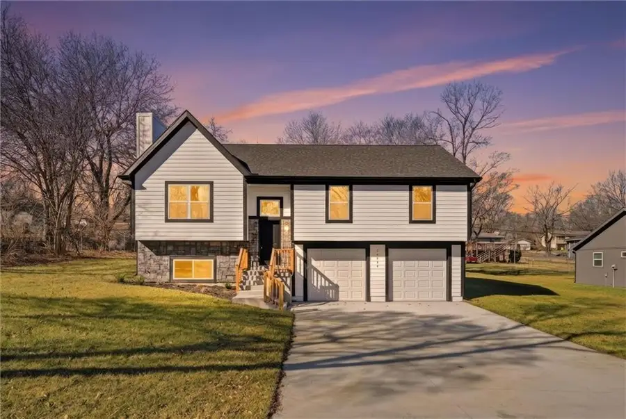 15600 Kay Avenue, Belton, MO 64012 - #2