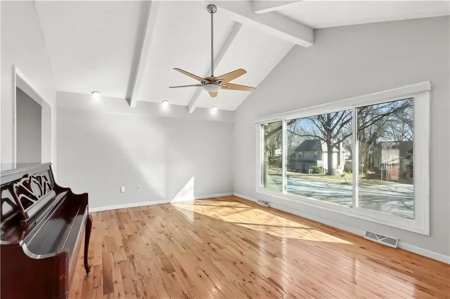 313 S Meadowbrook Lane, Olathe, KS 66062 - #3