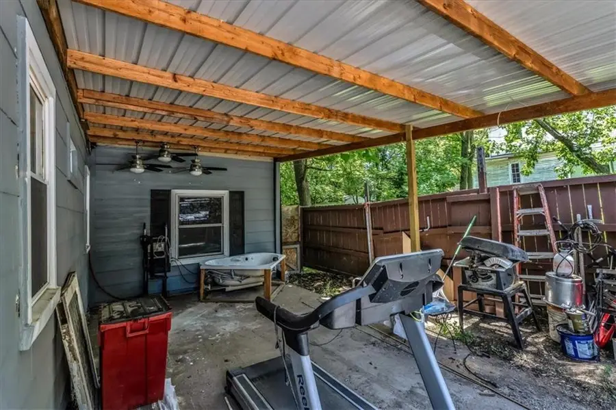 8303 Wabash Avenue, Kansas City, MO 64132 - #3