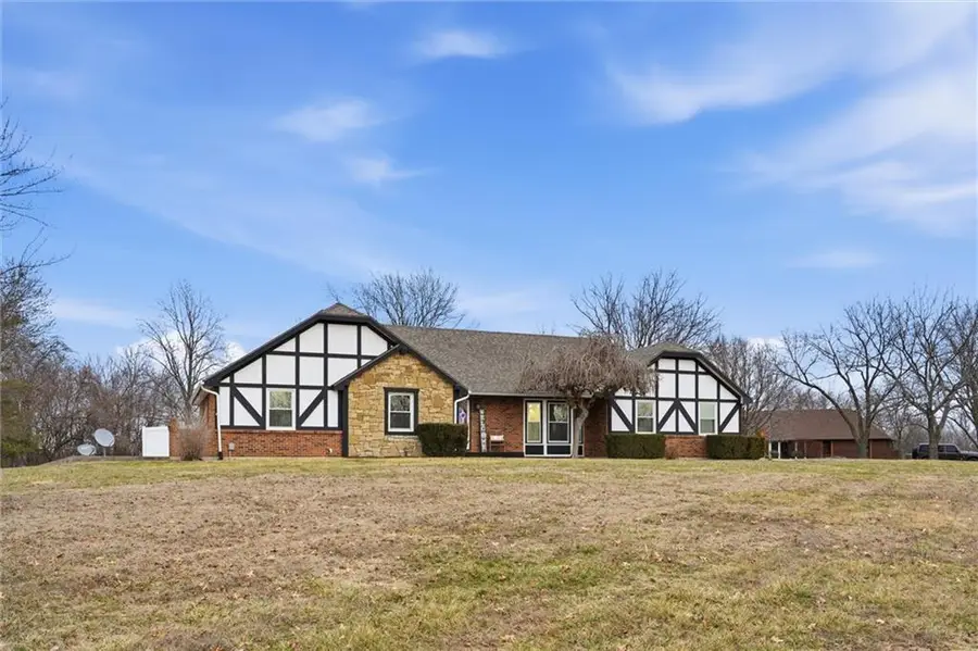 2082 Mulberry Road, Excelsior Springs, MO 64024 - #3