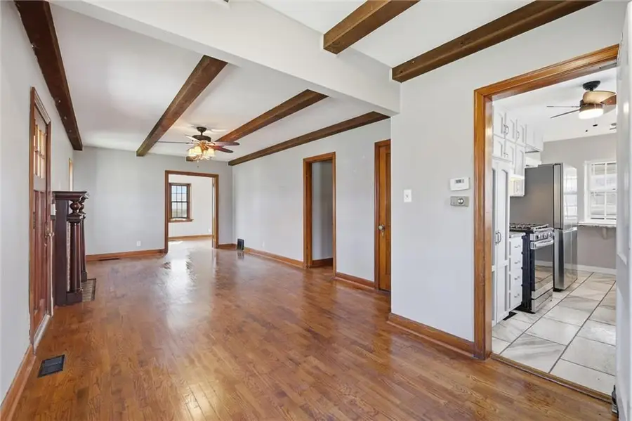 3014 Shrine Park Road, Leavenworth, KS 66048 - #2