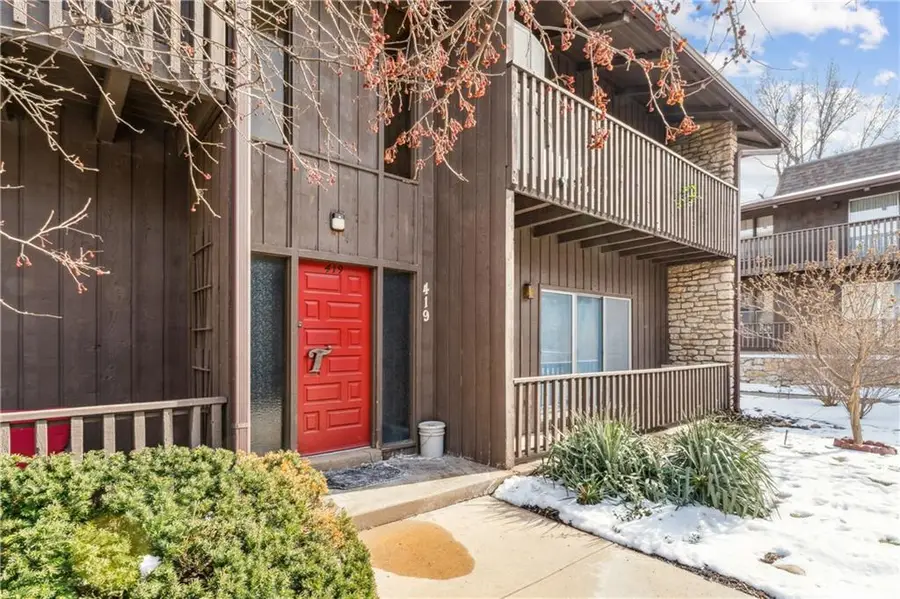 419 W 104th Street #B, Kansas City, MO 64114 - #2