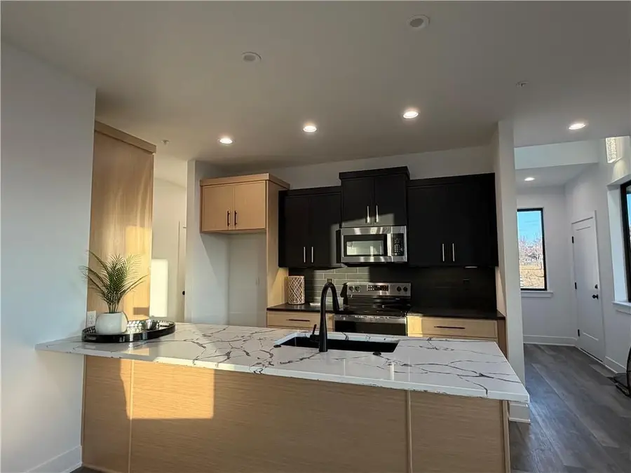 9307 Aminda Street, Lenexa, KS 66227 - #2