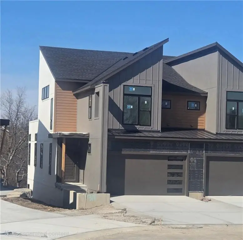 9303 Aminda Street, Lenexa, KS 66227 - #1