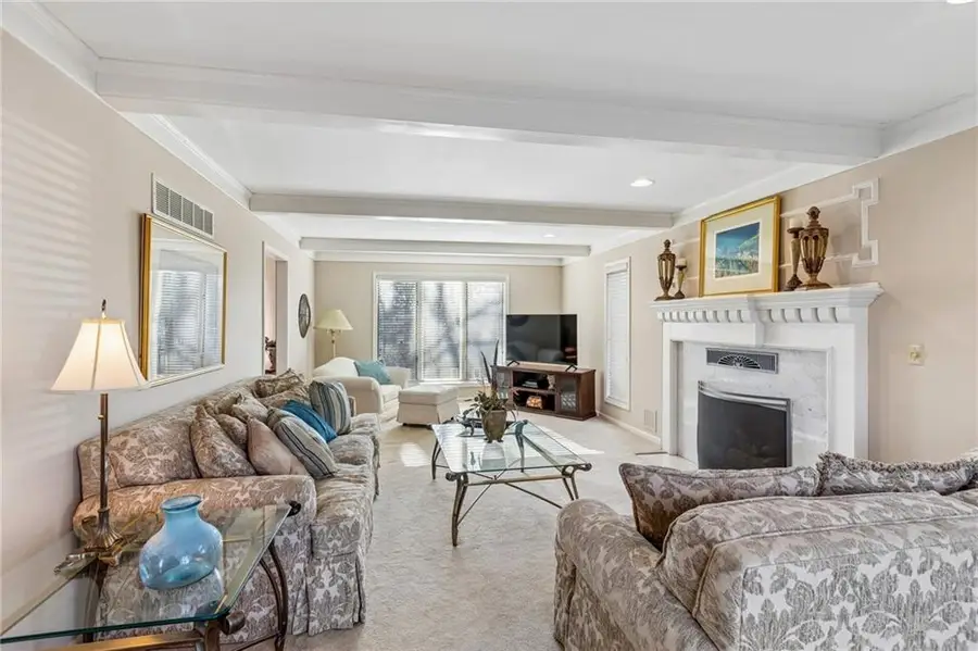 4433 NW Claymont Woods Drive, Gallatin, MO 64116 - #2