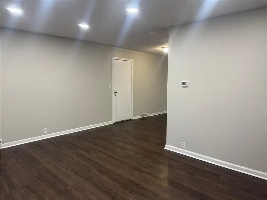 11415 Richmond Avenue, Kansas City, MO 64134 - #3