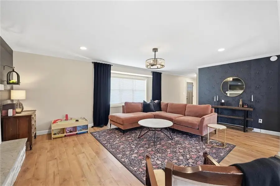 3106 Oakcrest Drive, Kansas City, MO 64151 - #3