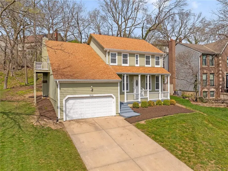 7618 Constance Street, Lenexa, KS 66216 - #2