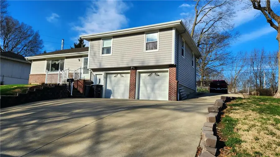 3704 S Claremont Avenue, Independence, MO 64052 - #2