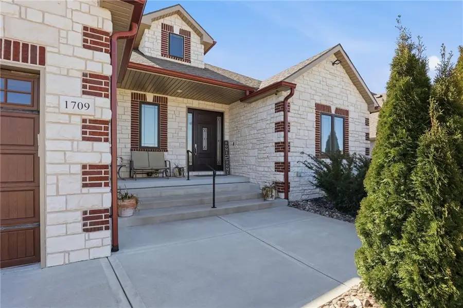 1709 SW 27th Street, Lees Summit, MO 64082 - #3